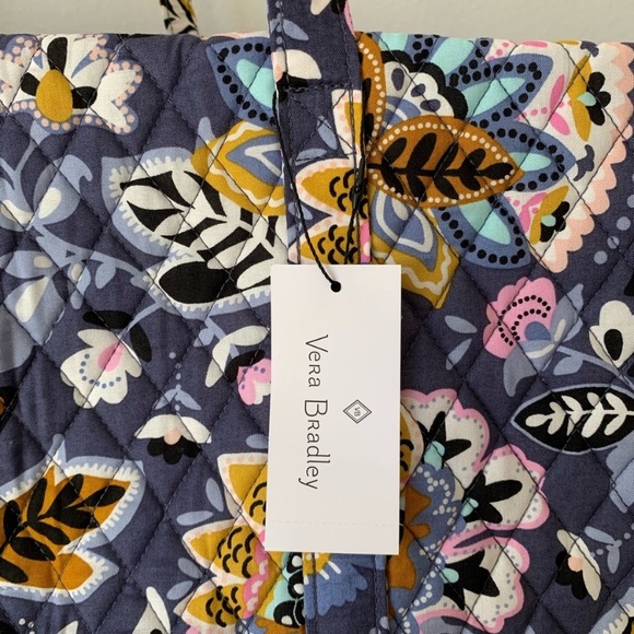 NWT Vera Bradley Large Duffel charmont meadow - Picture 6 of 7